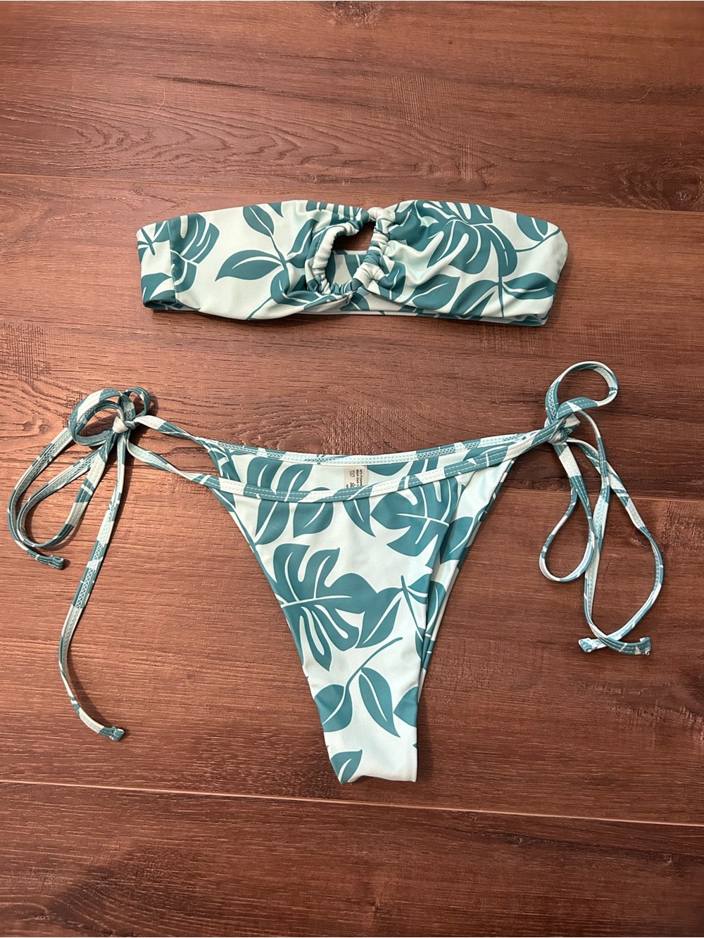 SHEIN Small Teal Leaf Print Bandeau Bikini Set